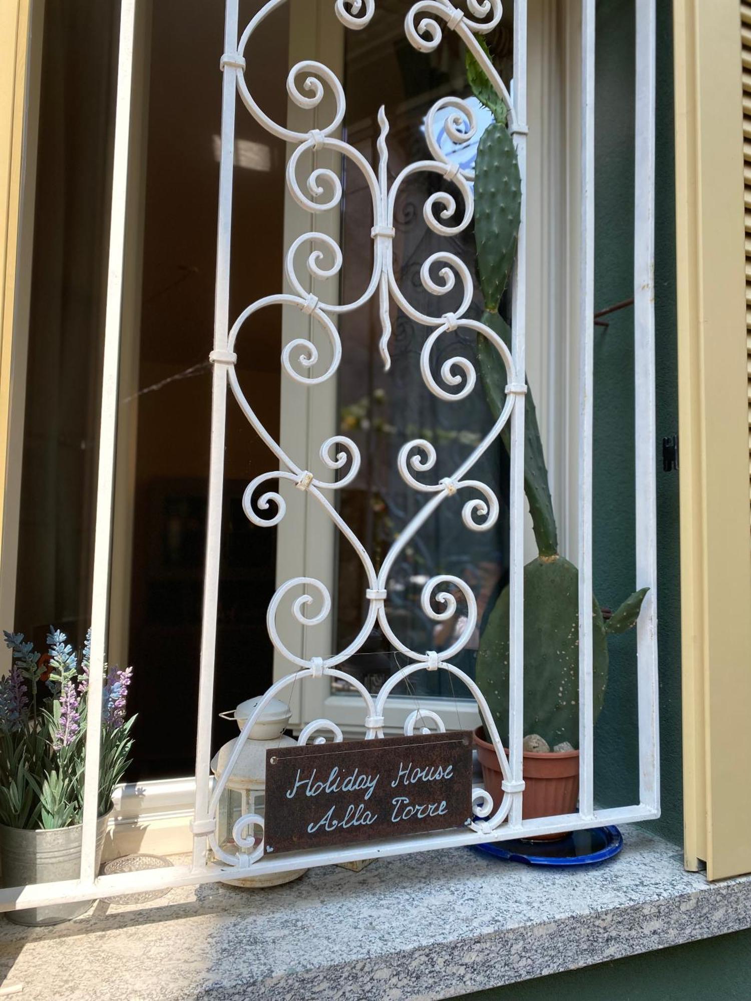 Holiday House Alla Torre Mandello del Lario Buitenkant foto