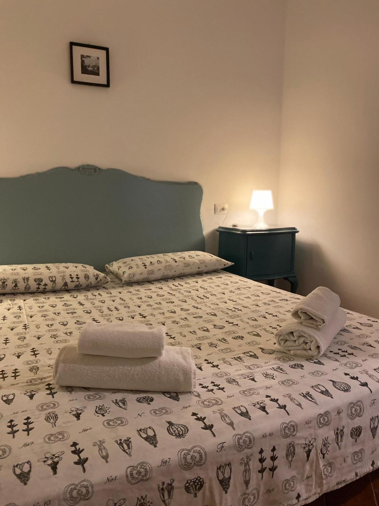 Holiday House Alla Torre Mandello del Lario Buitenkant foto