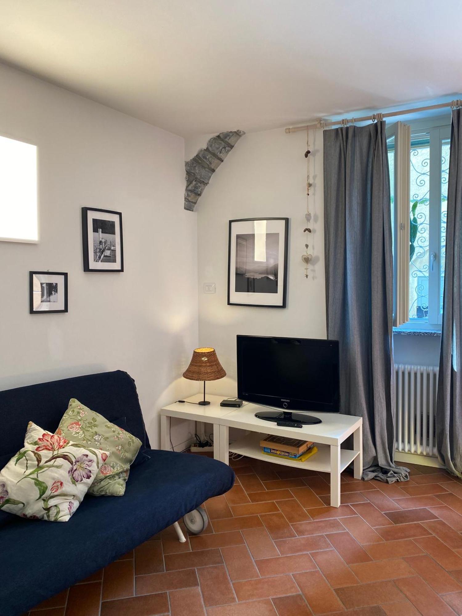Holiday House Alla Torre Mandello del Lario Buitenkant foto