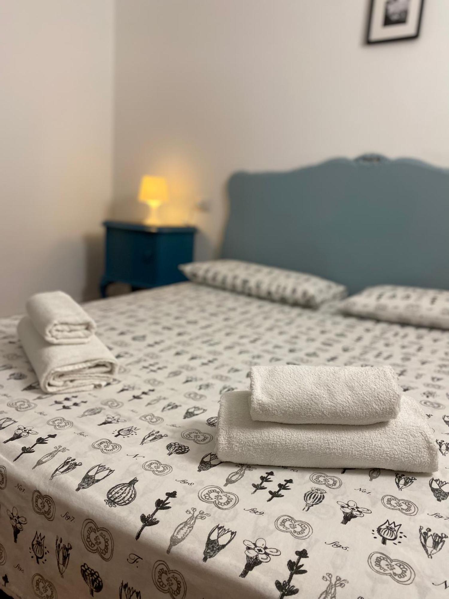 Holiday House Alla Torre Mandello del Lario Buitenkant foto